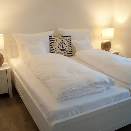 Ostseehotel Hunhoi 호텔 3*