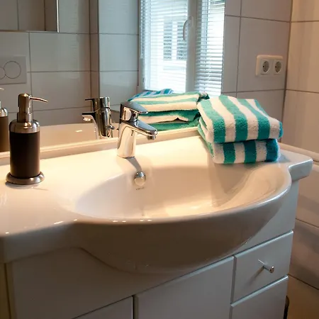 Ostseehotel Hunhoi 3* Niesgrau