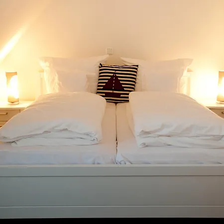 Ostseehotel Hunhoi 3*