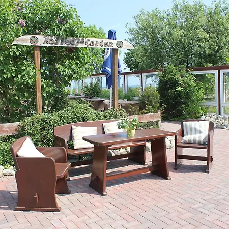 호텔 Ostseehotel Hunhoi 3*