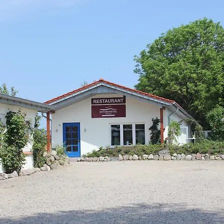 Szálloda Ostseehotel Hunhoi Niesgrau