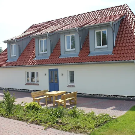 Ostseehotel Hunhoi 호텔